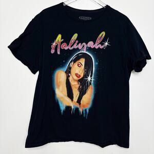 Aaliyah Black Tee Graphic T-shirt L